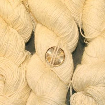 Leicester-Foot Natural – skein